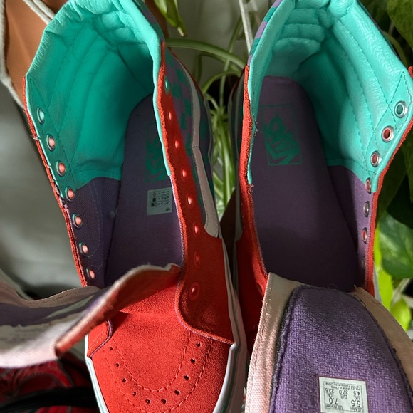 Women’s high top vans - Picture 4 of 7